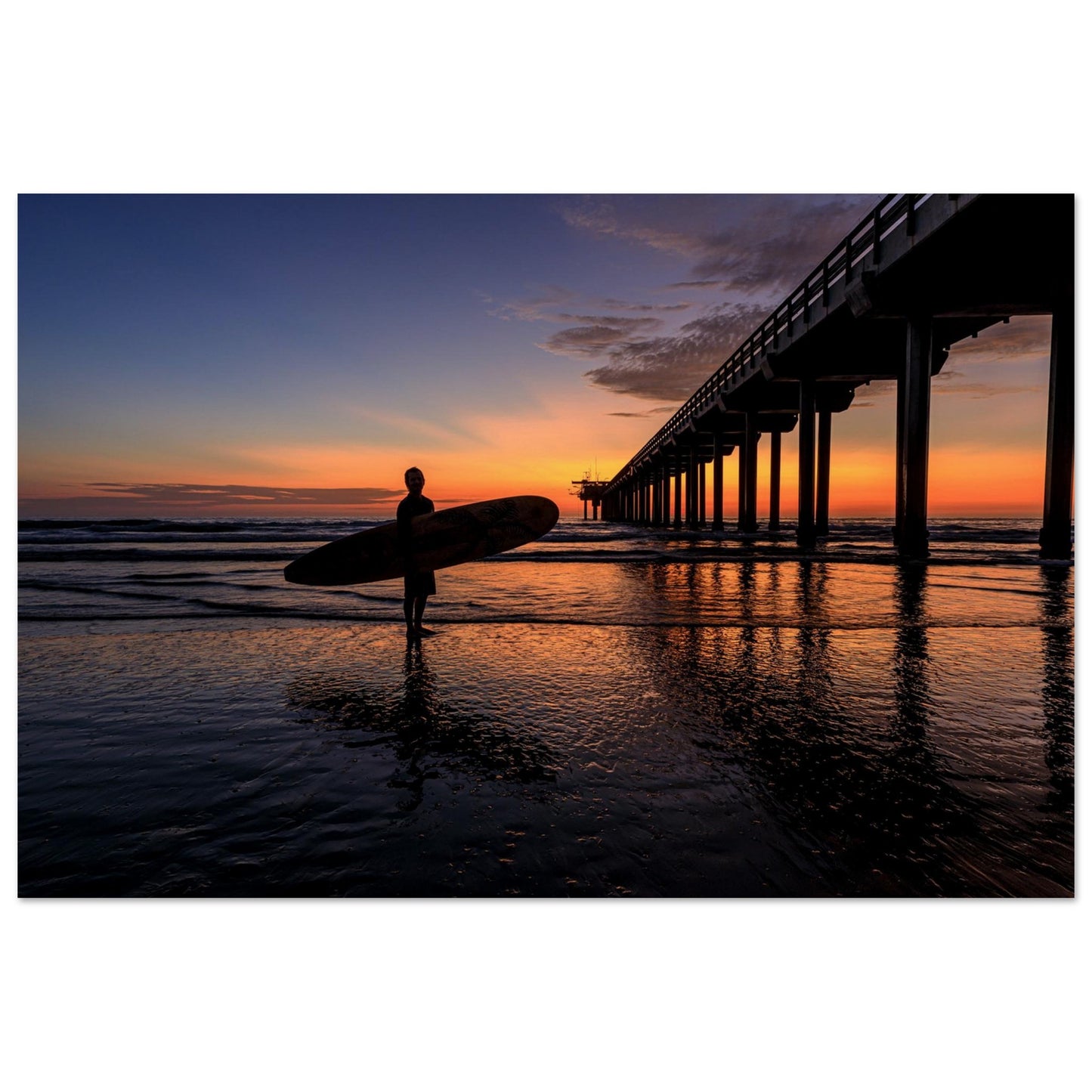 A striking photography showing the beauty found at the edge of each day. Customized size and high-end printing materials.